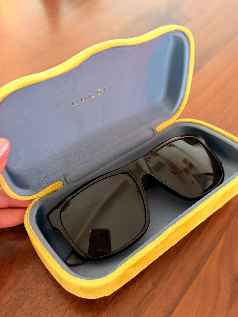 Authentic Gucci GG0010S Black Web Stripe Sunglasses + Case